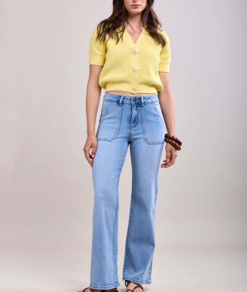6 Light Denim Jeans - Image 1